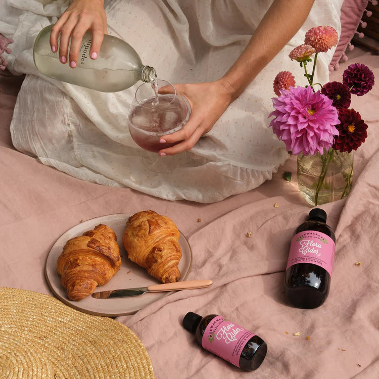 Pyewackets Traditional Flora Cider Digestive Tonic 200ml