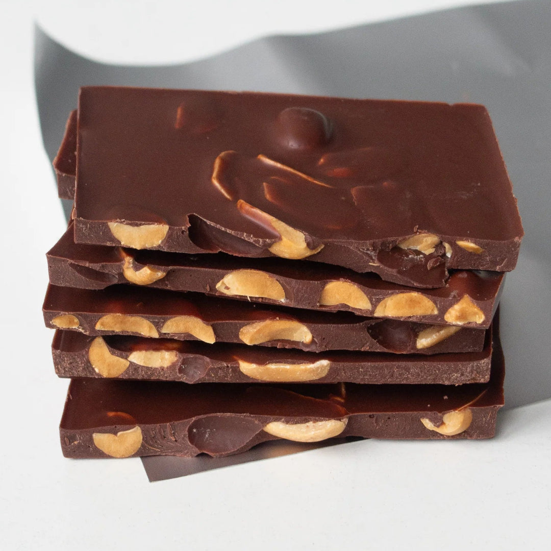 Hunted + Gathered Peanut Butter Organic Chocolate 45g