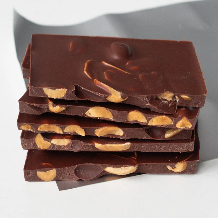 Hunted + Gathered Peanut Butter Organic Chocolate 45g